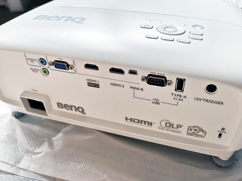 TK800M - Ports