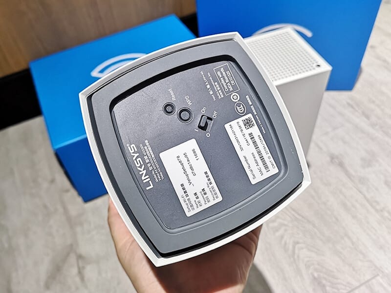 Linksys MX5300 Mesh networking system ideal for optimum home coverage - Bottom