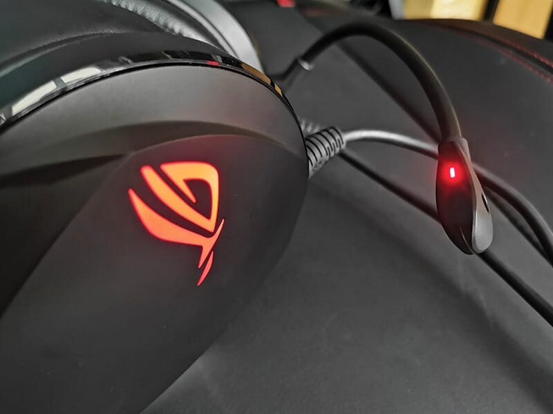 ASUS ROG Theta 71 - The mic