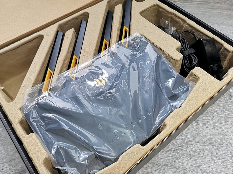 ASUS TUF Gaming AX3000 Router Reliable Wi-Fi 6 router for your gaming needs - Box 2