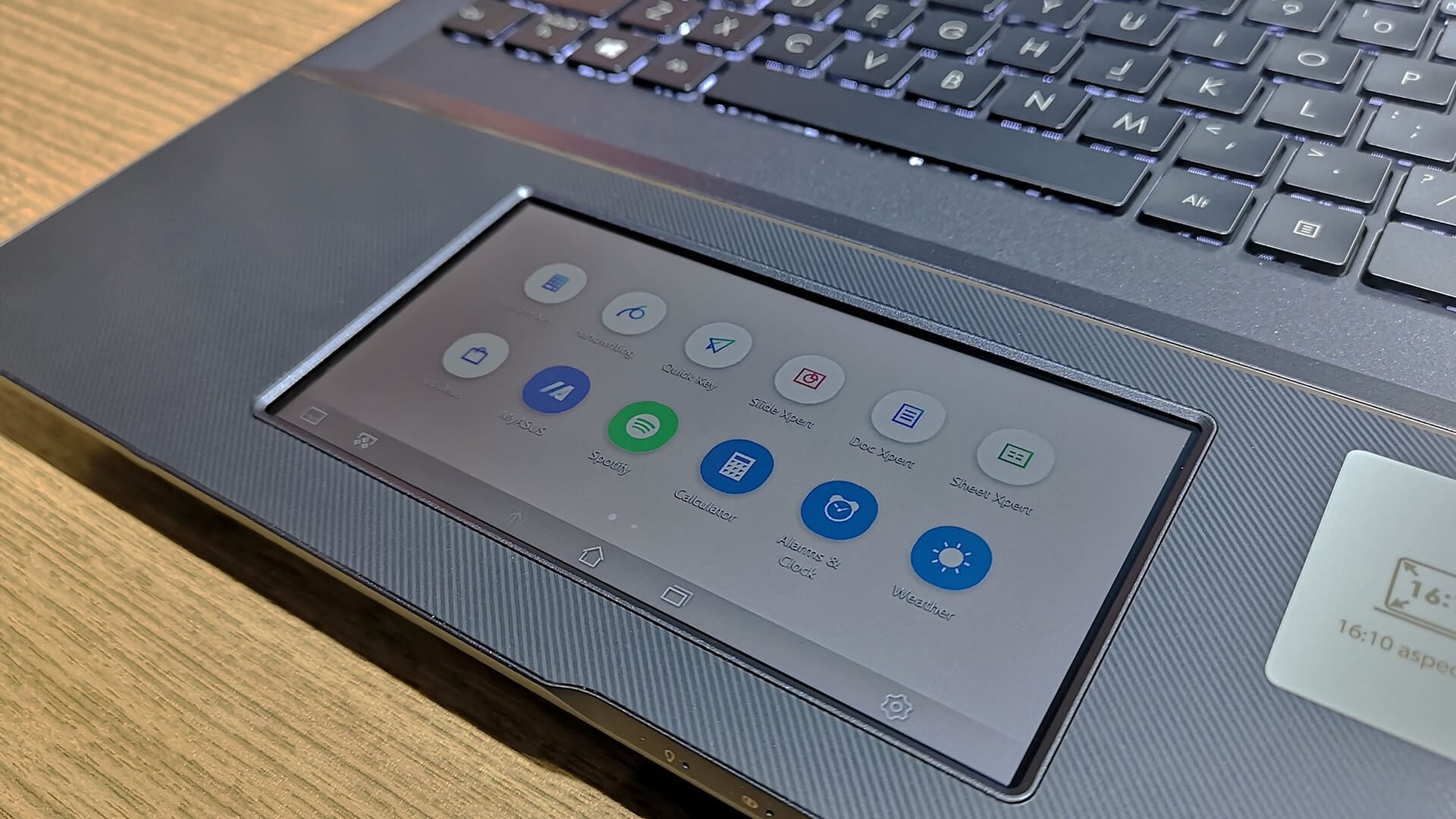 ASUS StudioBook Pro X - 6