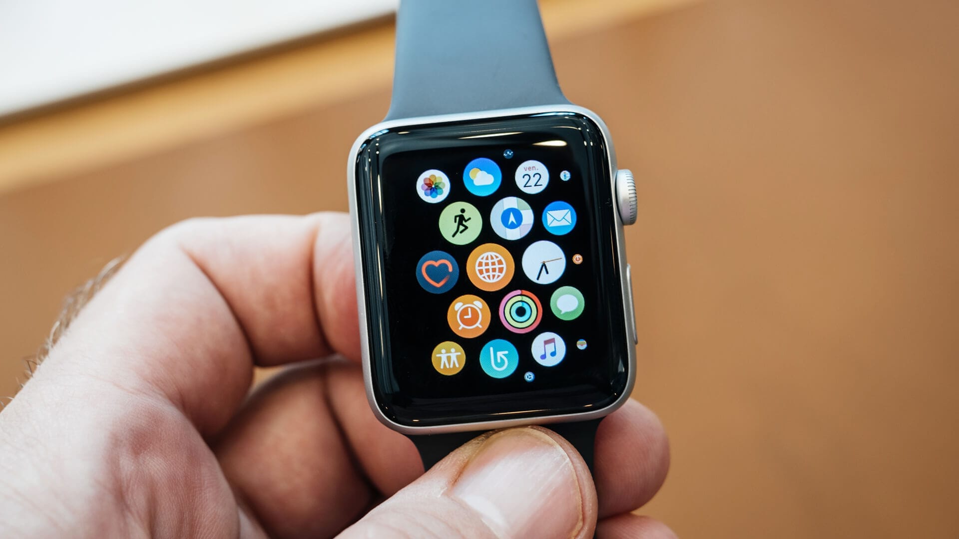 Smartwatch buying guide 101 - Apple Watch SE