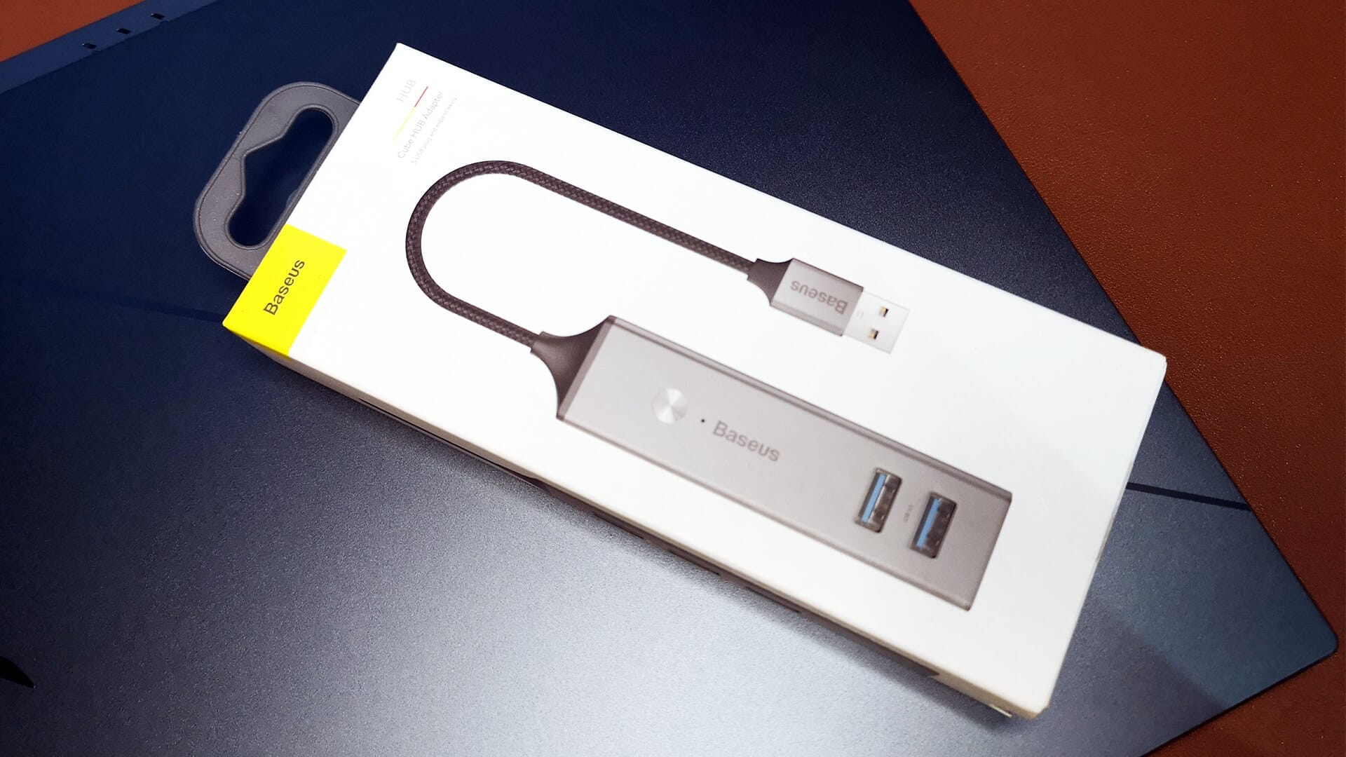 Baseus Cube HUB Adapter Simple and sleek 5-port USB hub