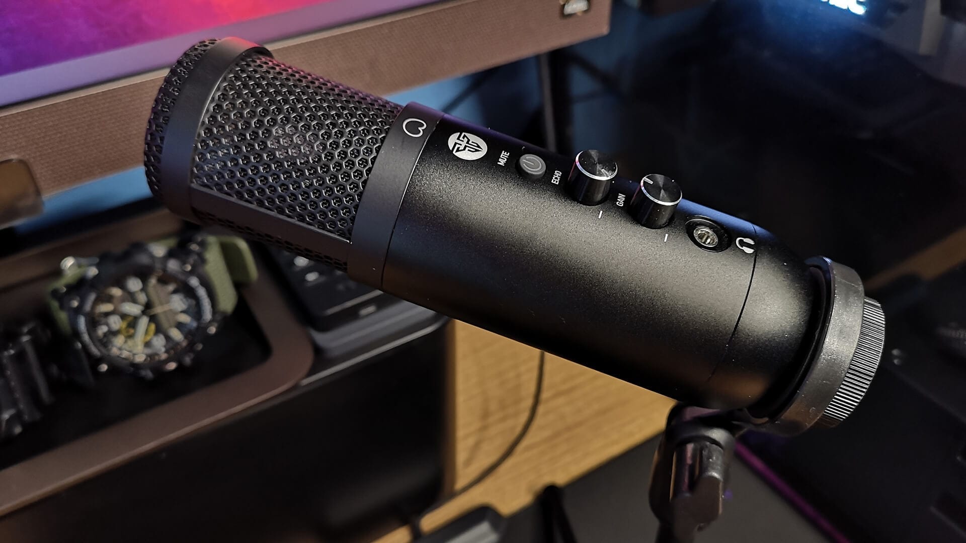 Fantech LEVIOSA MCX01 - 4