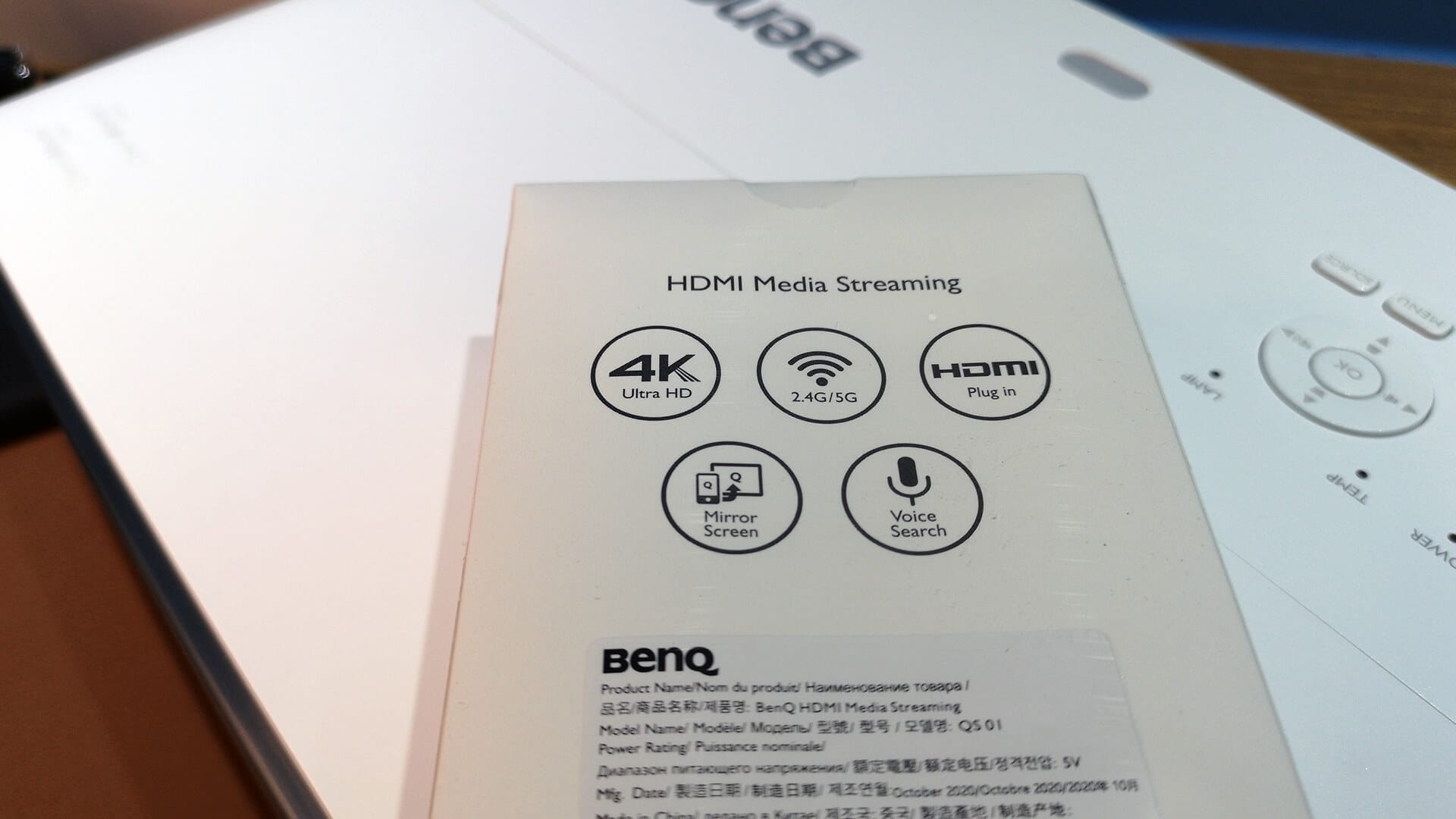 BenQ TK850i - 12