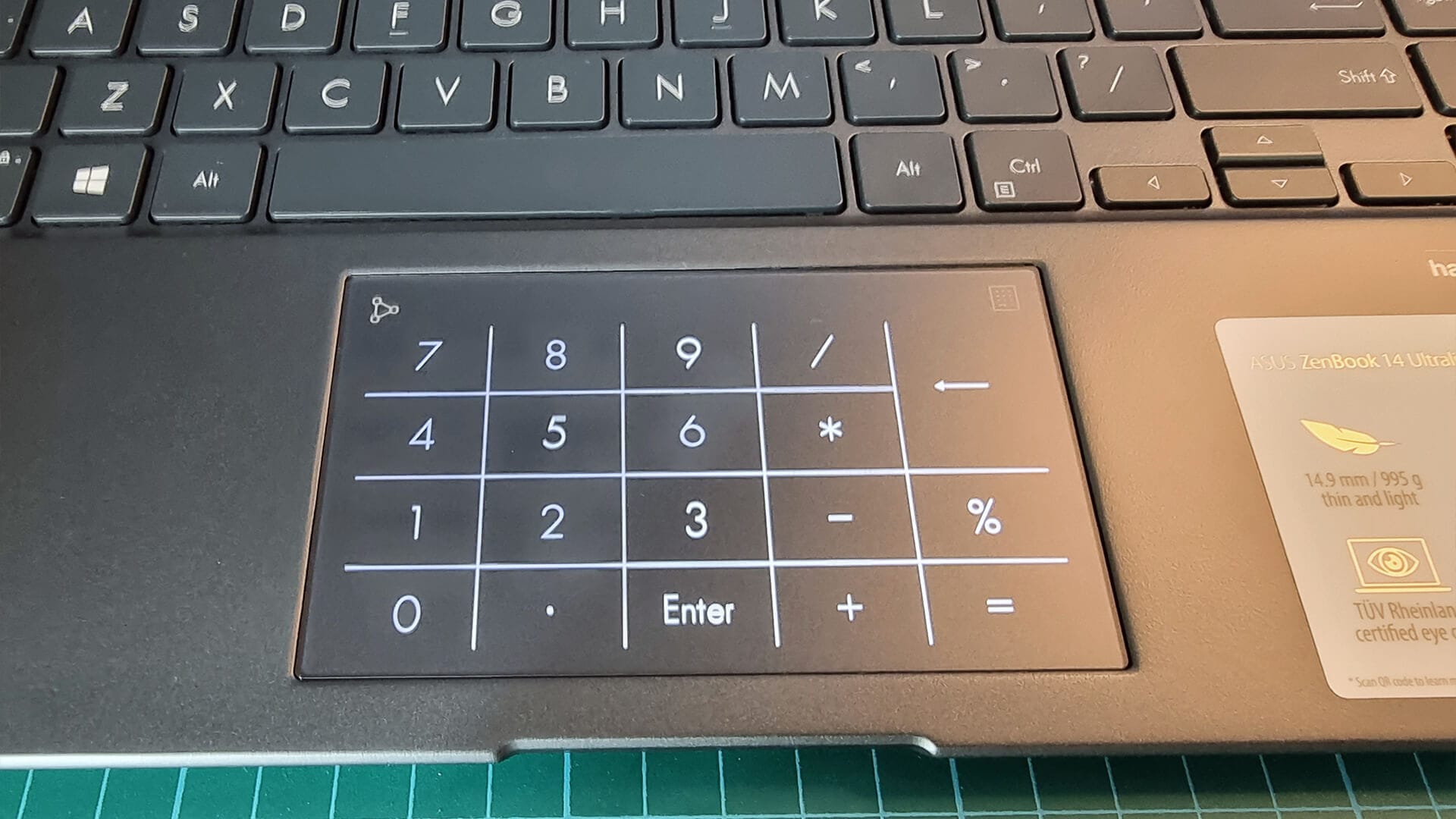 ASUS ZenBook 14 Ultralight - 2