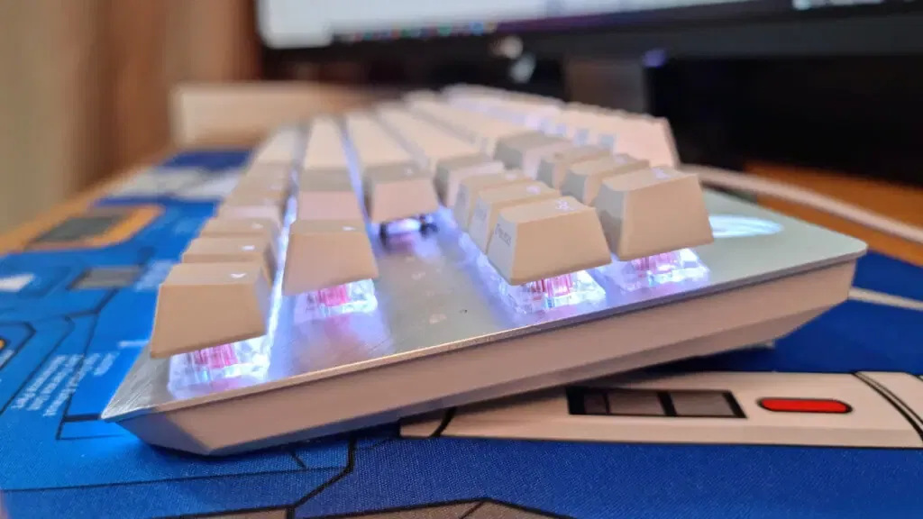 美品ROG Strix Scope NX TKL Moonlight white Unboxing Asus ROG Strix Scope NX TKL Moonlight White