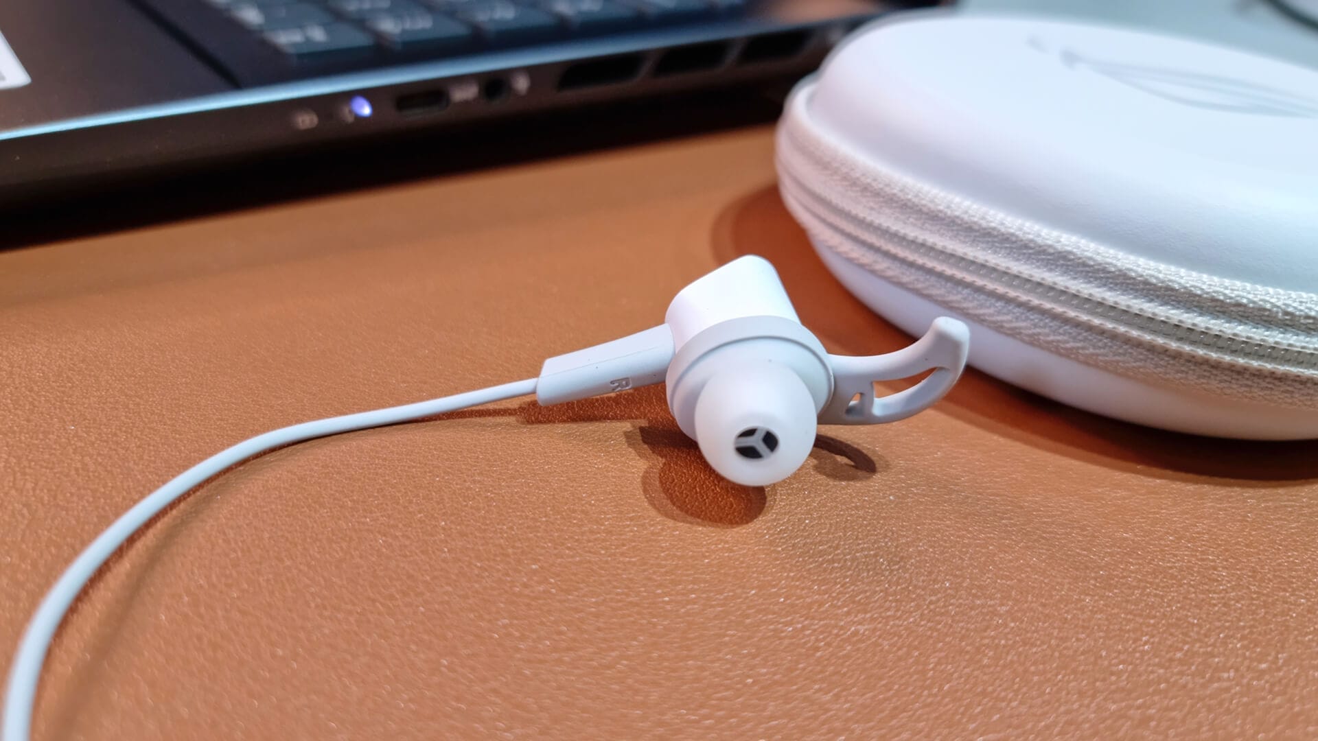 ROG Cetra II Core Moonlight White - 3