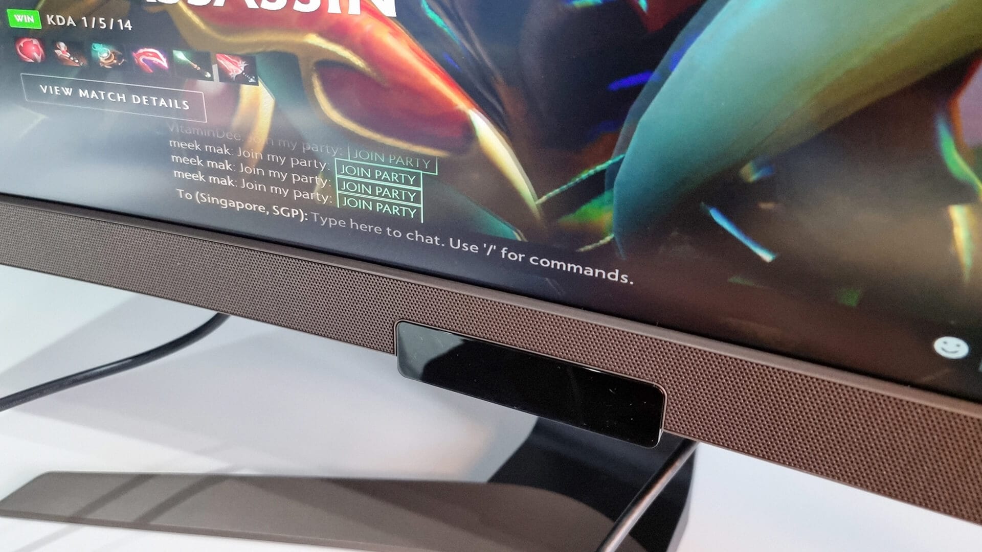 BenQ EW3880R - 8