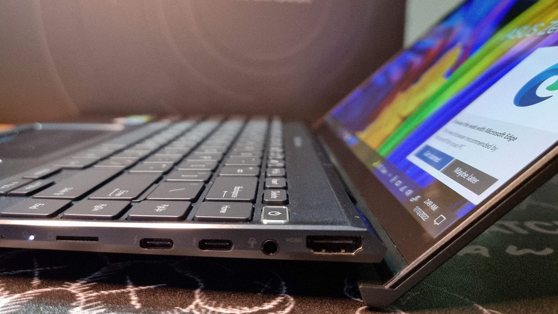 ZenBook 14X OLED - 3