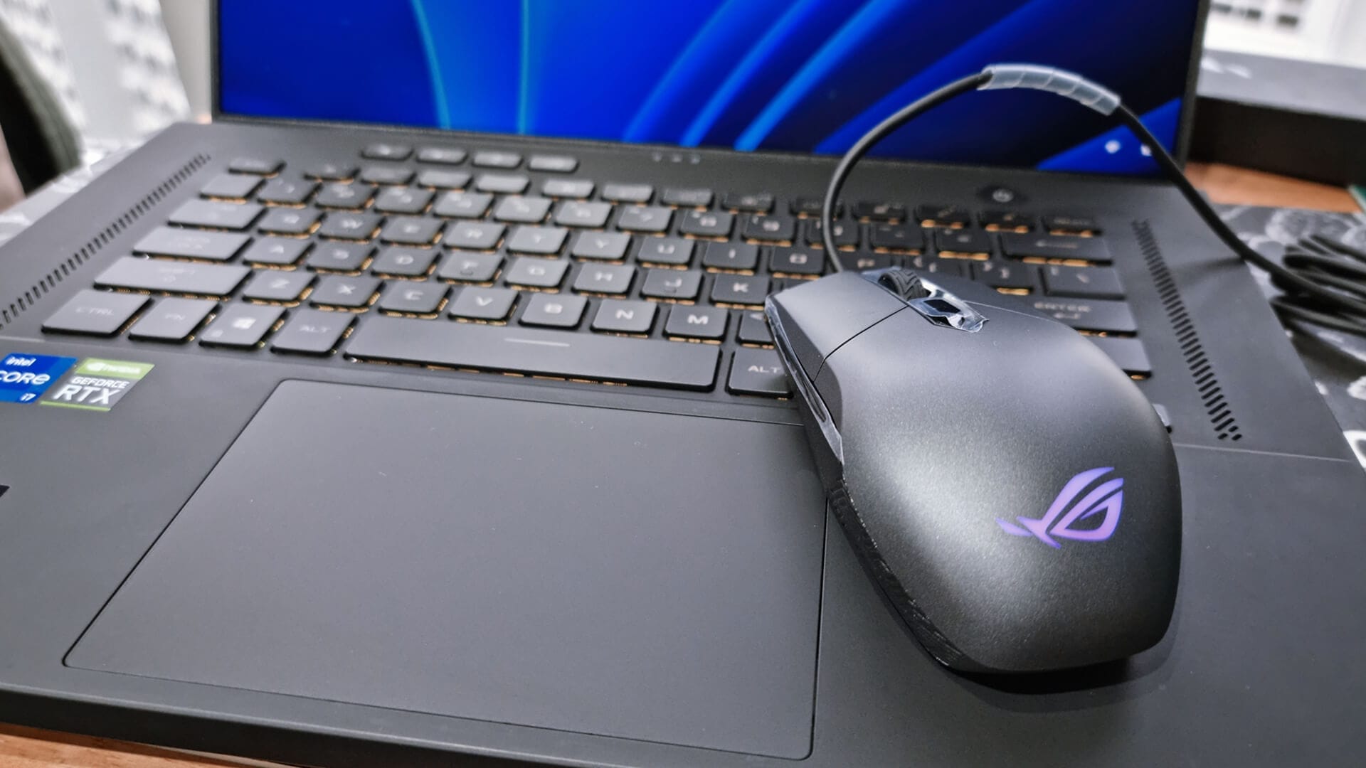 Asus ROG Zephyrus M16 GU603 - 12