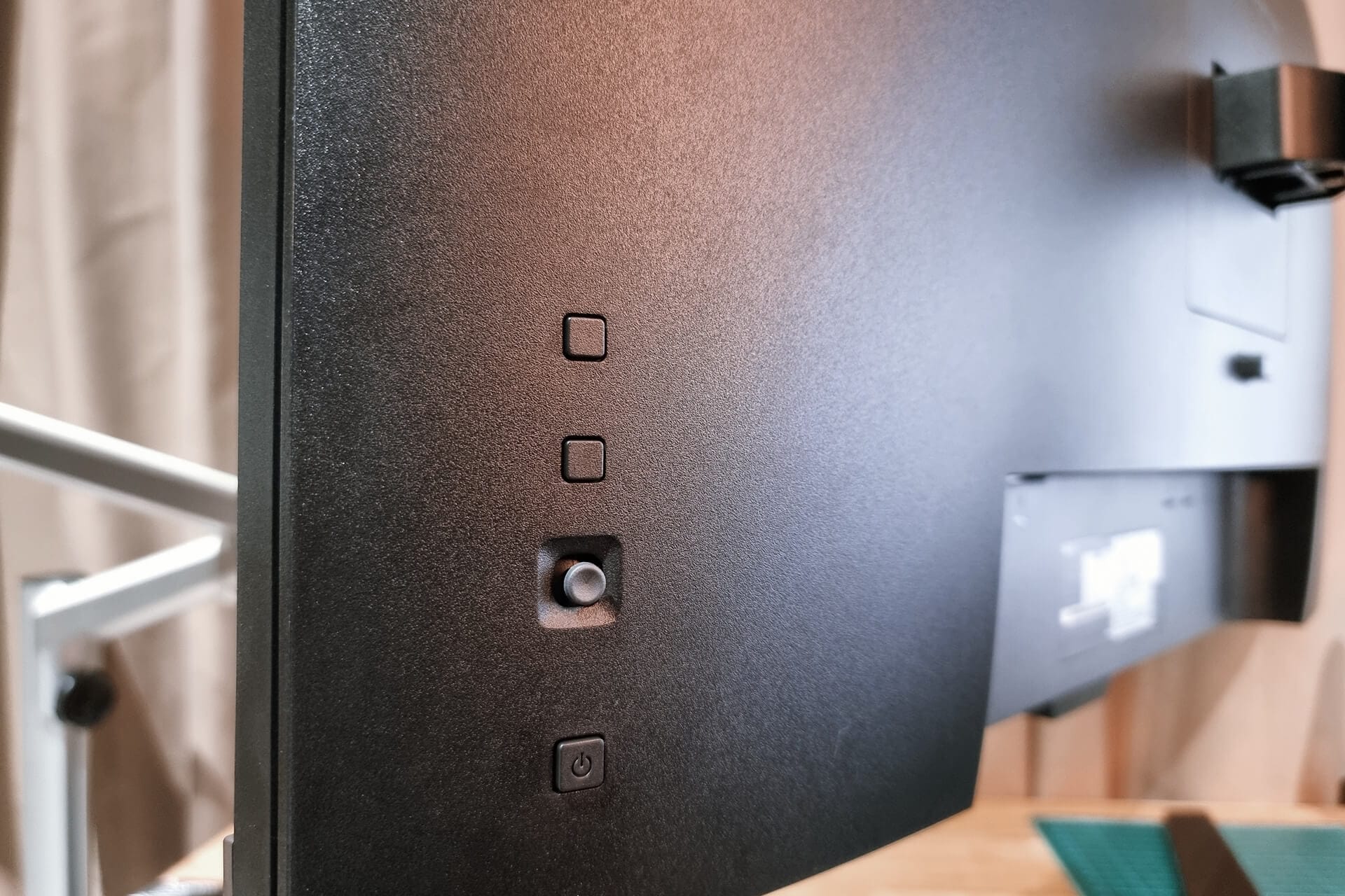 BenQ EW2880U - 10