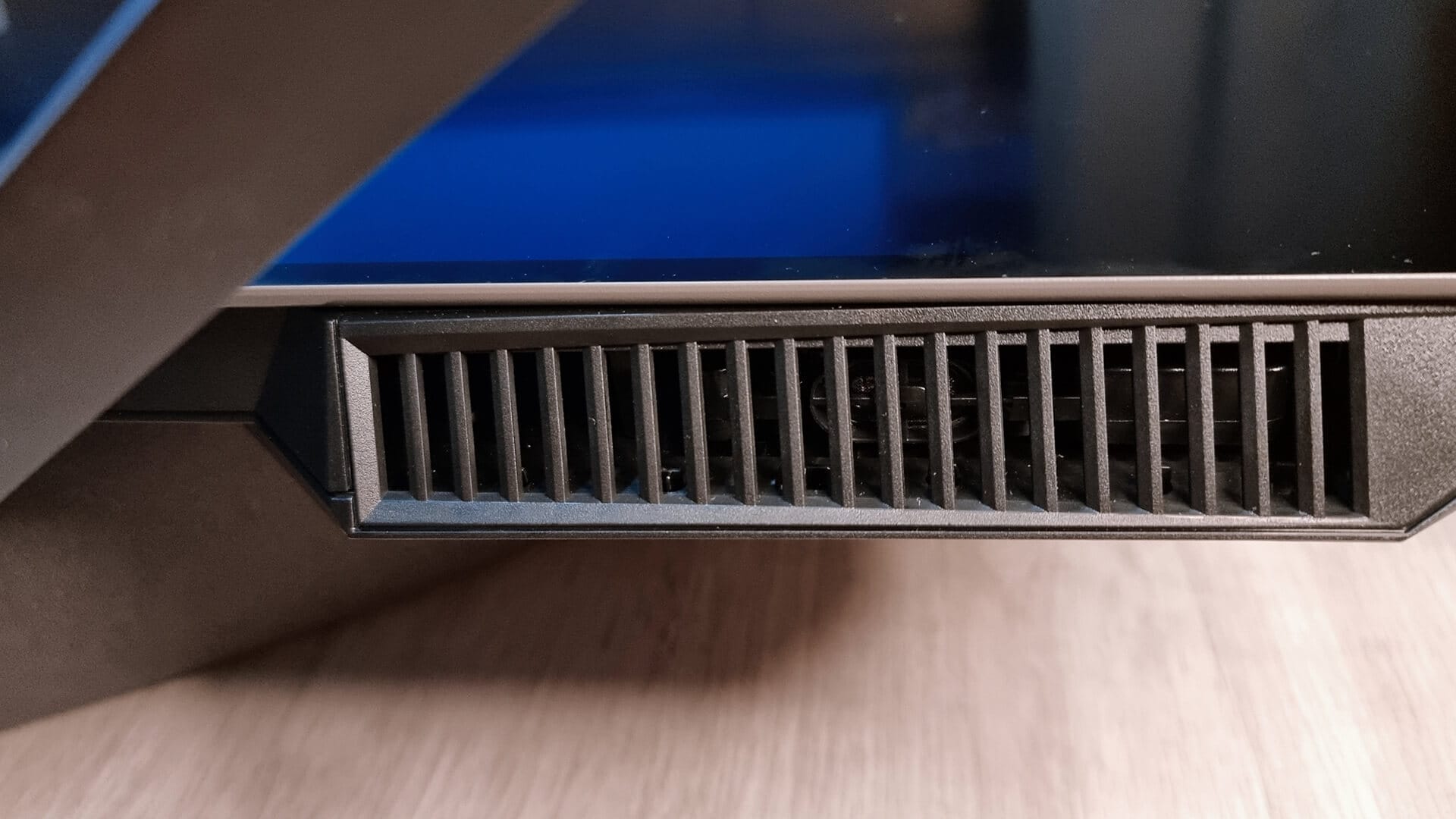 ROG Swift OLED PG42UQ - 11