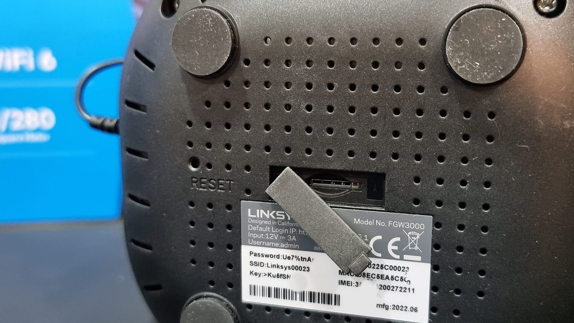Linksys FGW3000 5G WiFi 6 Router For on-the-go internet connectivity - 10