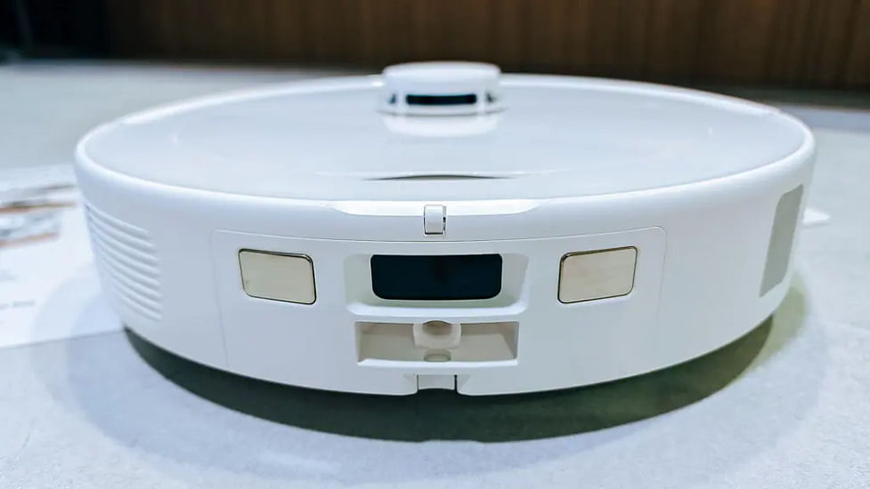 Roborock Q Revo Review - The All-in-One Cleaning Wonder! - The Tech  Revolutionist
