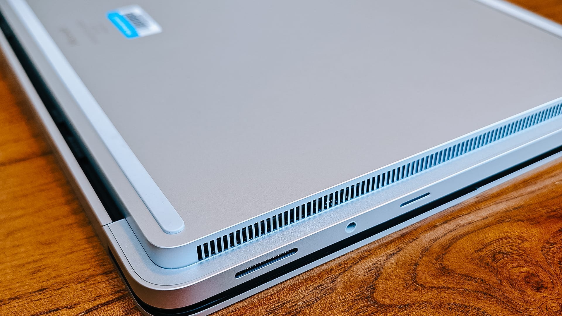 Surface Laptop Studio 2 Redefining flexibility and productivity - 10