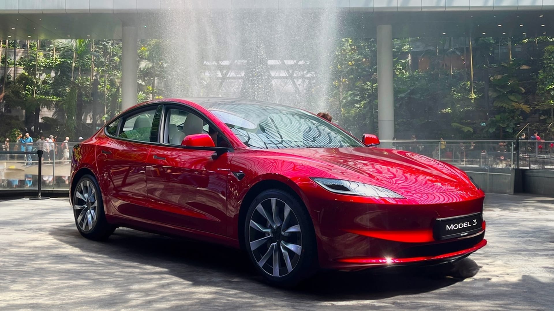 Tesla's Q4 record overshadowed by BYD's rise