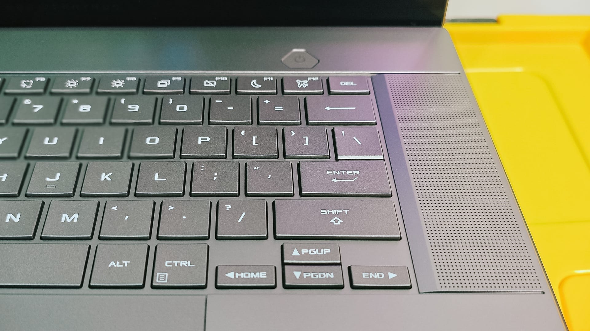 ROG Zephyrus G16 (GU605) A leap in gaming and creativity - 4