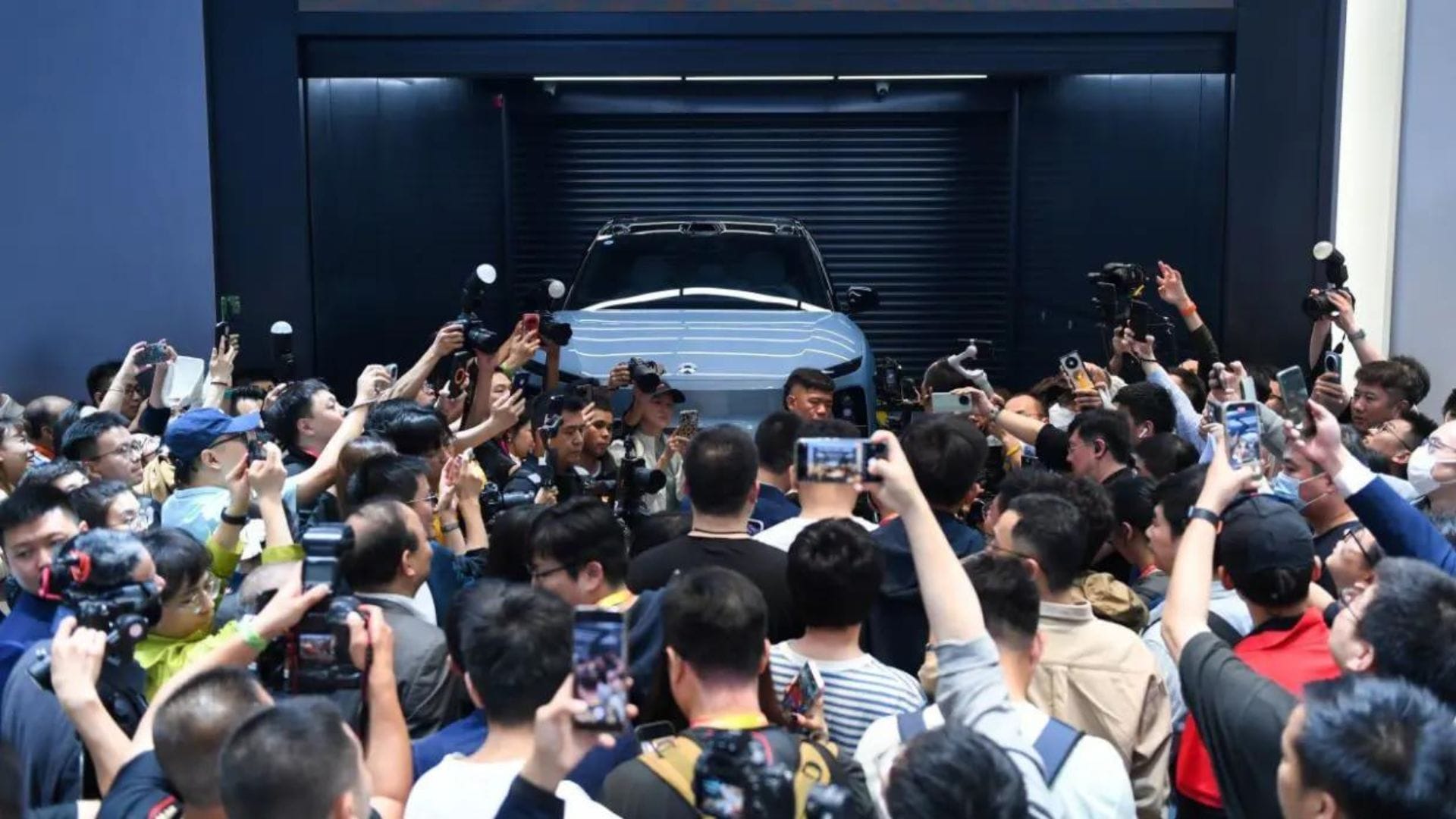 Solid sales for China's top EV makers, Li Auto, Xpeng, and Nio, despite discounts