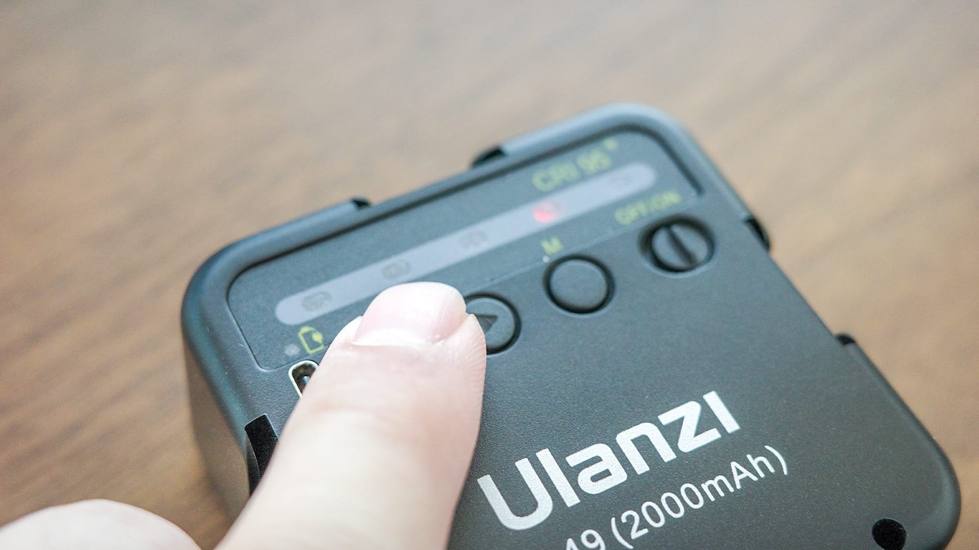Ulanzi VL49 Rechargeable Mini LED Light review- A pocket-sized lighting powerhouse - 7