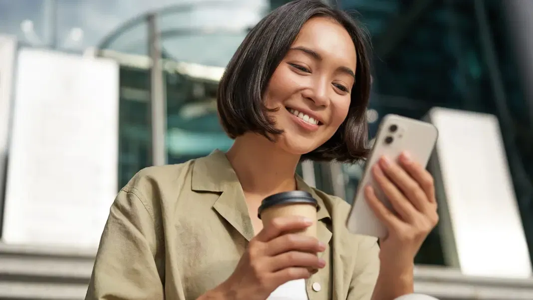 智能手机变身 AI 助理：如何利用个人 AI 提升效率与创意