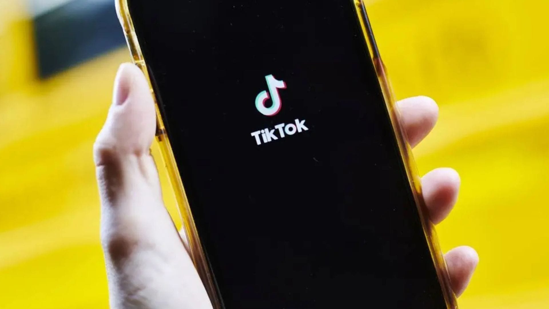 Mark Zuckerberg says TikTok slowed Metaâs growth and changed its direction