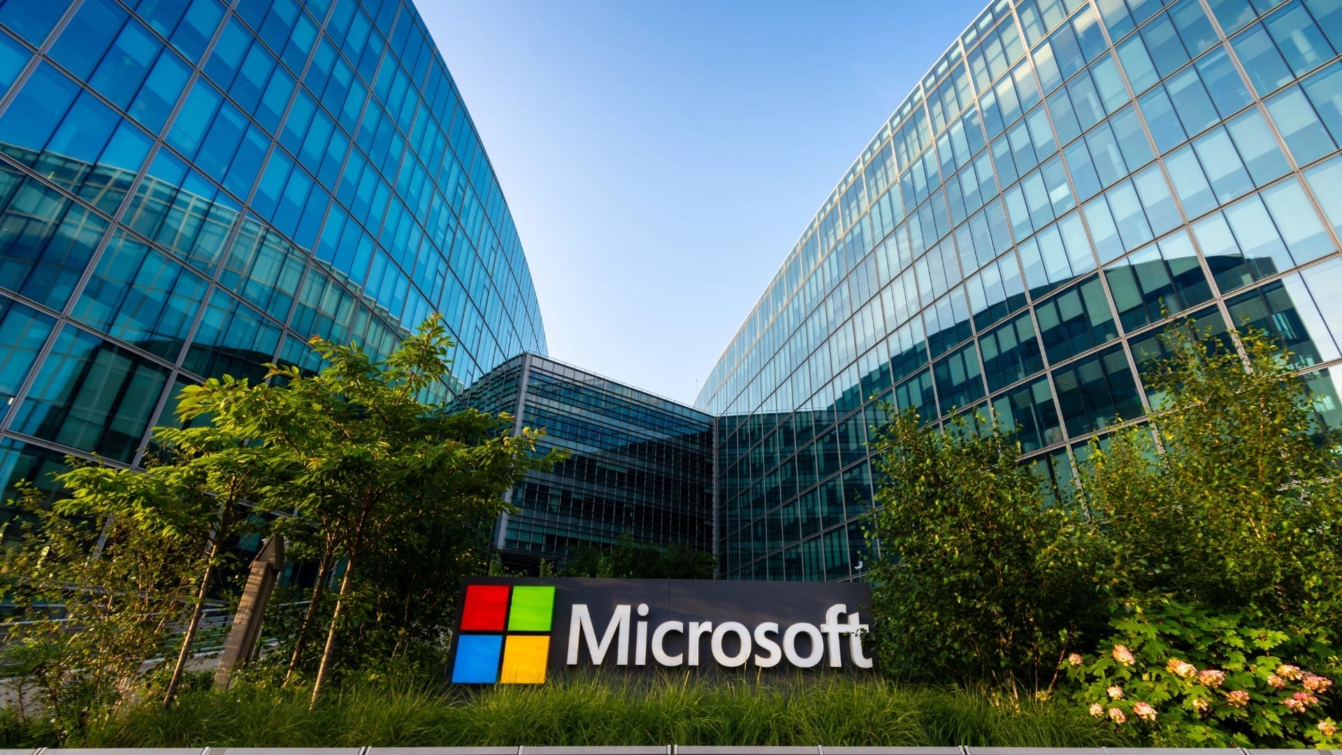 NTT DATA launches global Microsoft Cloud unit to boost enterprise AI adoption