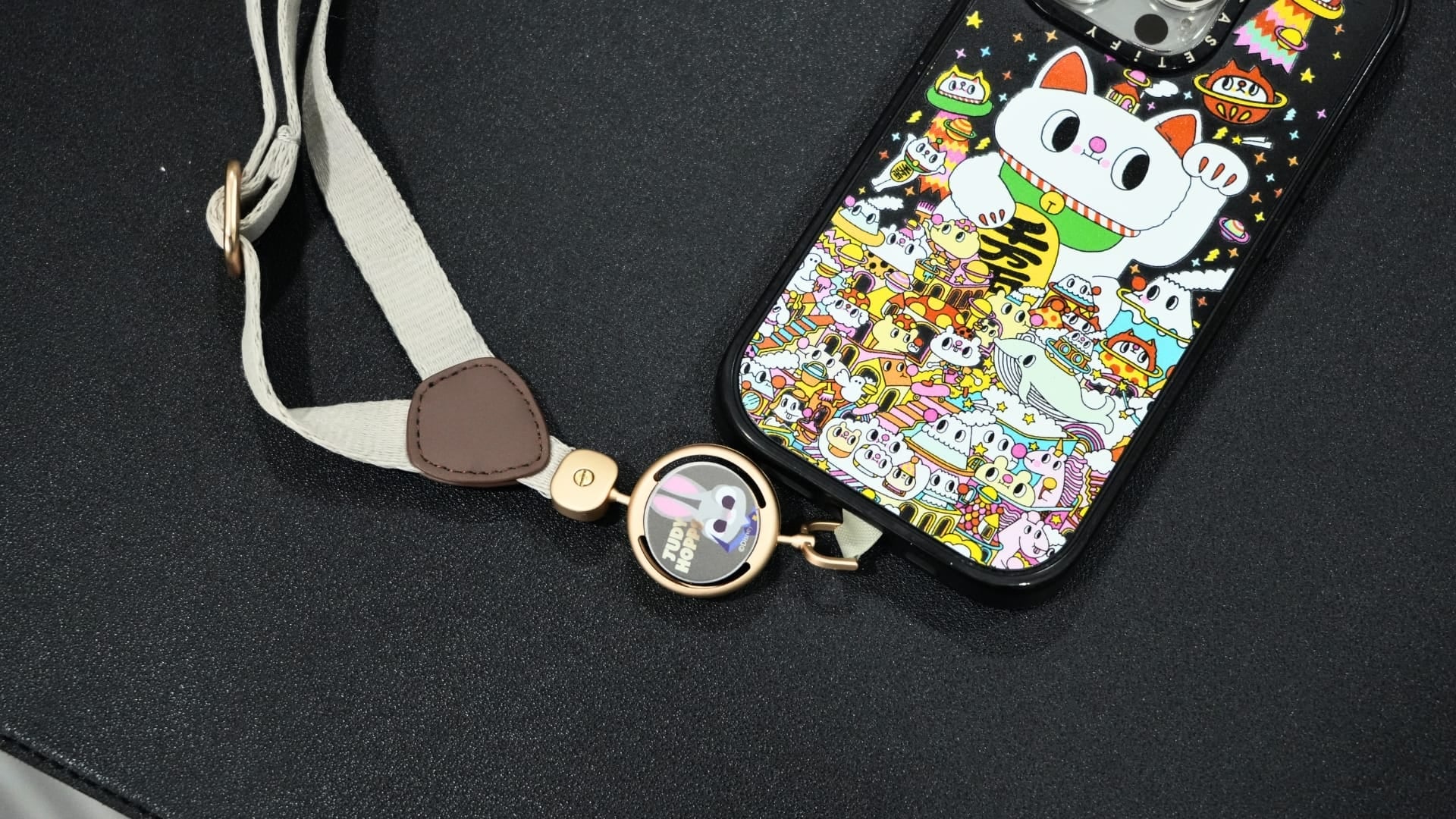 Belkin Zootopia accessories you need before Zootopia 2 arrives - 3