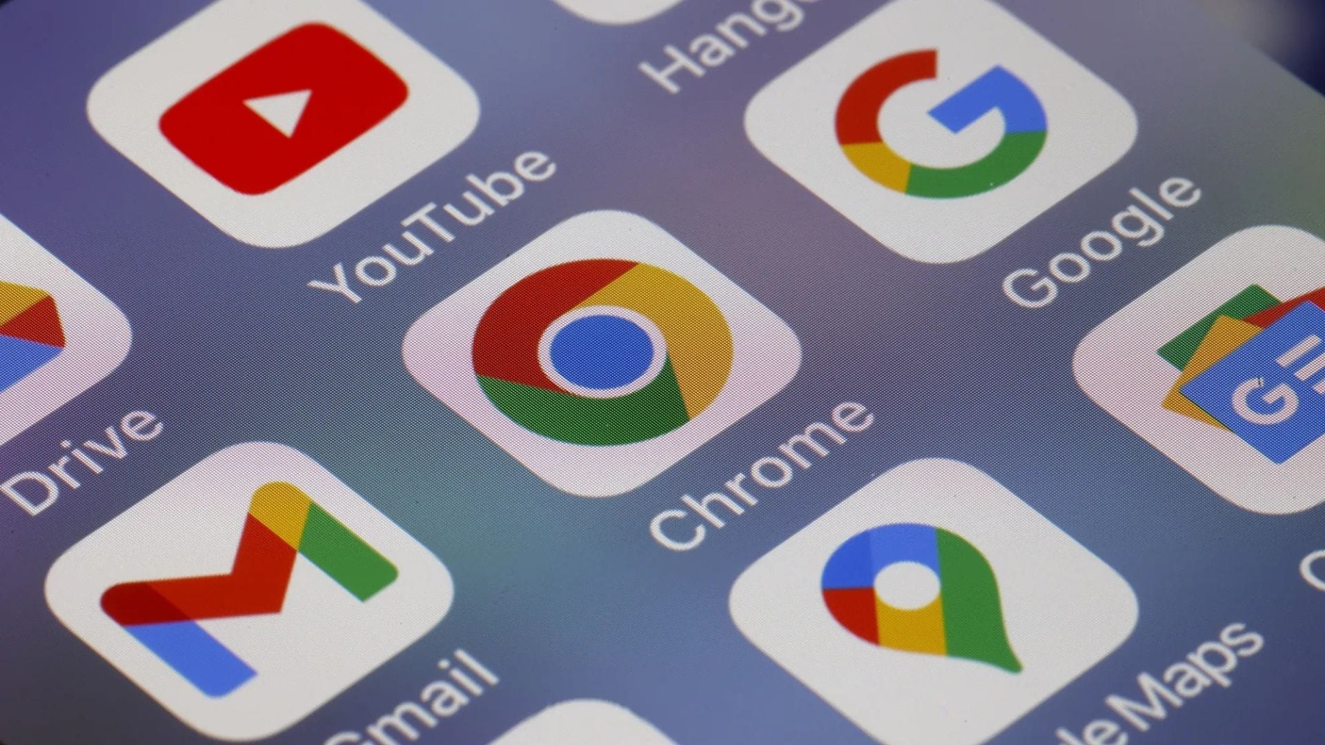 Google explores a new way for Chrome to label AI-generated content on web pages