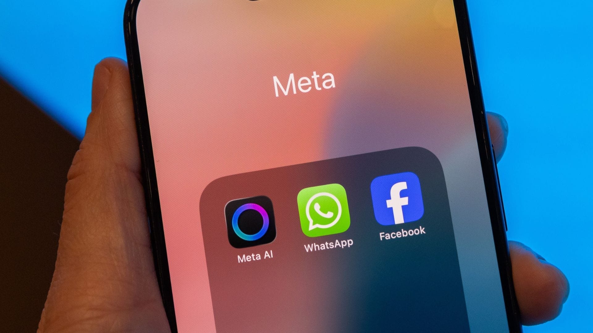 Meta rolls out new features to tackle online scams