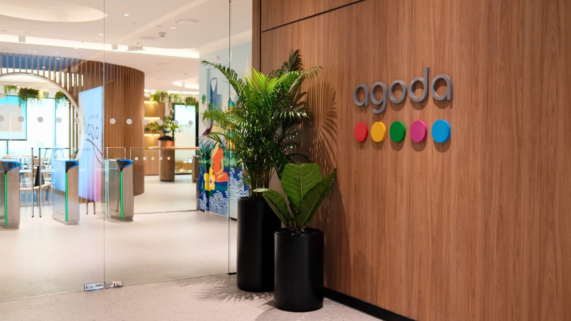 Agoda consolidates APAC operations into new Bangkok tech hub