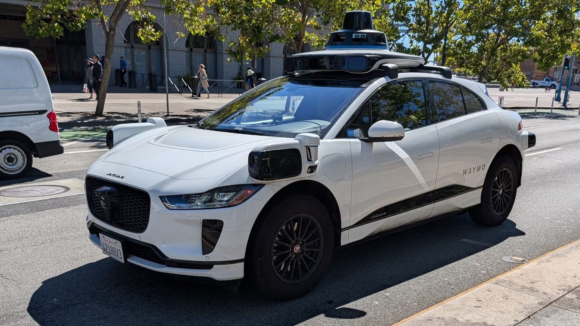Waymo develops a virtual human driver to improve robotaxi safety