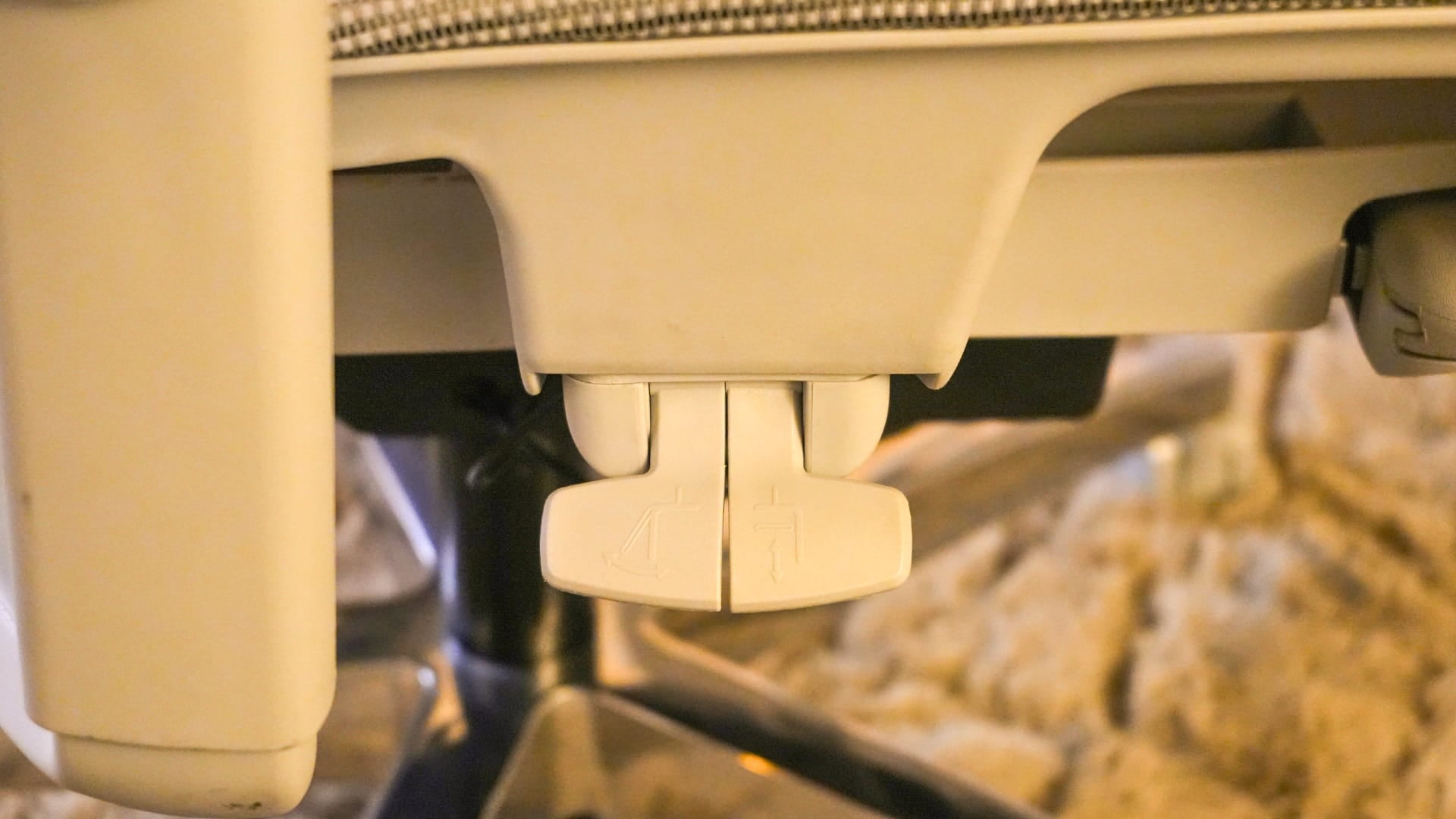 InterGlide X5 review Firm mesh support with extensive ergonomic adjustment - 6