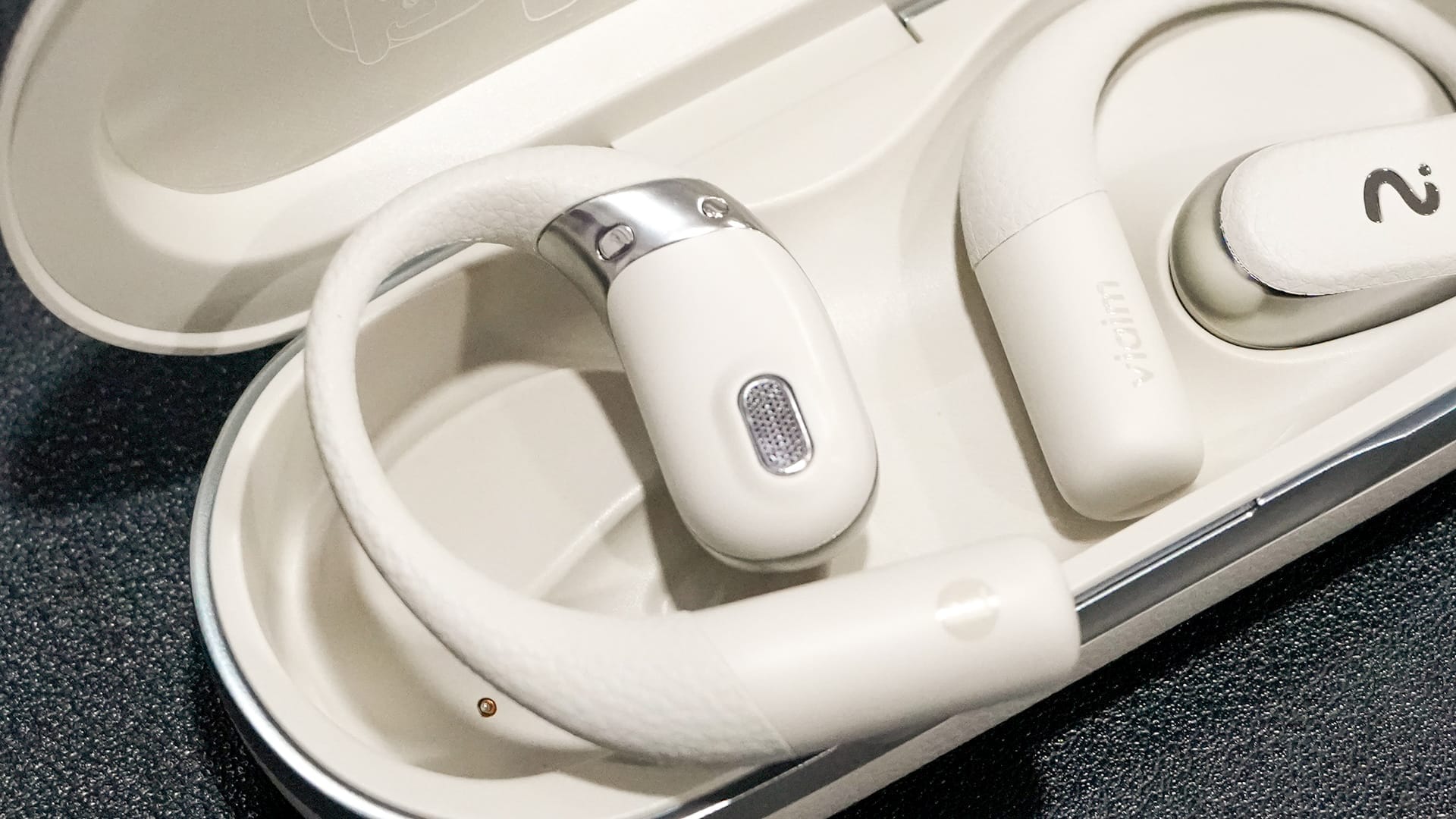 viaim OpenNote review - AI recording in an open-ear design - 4
