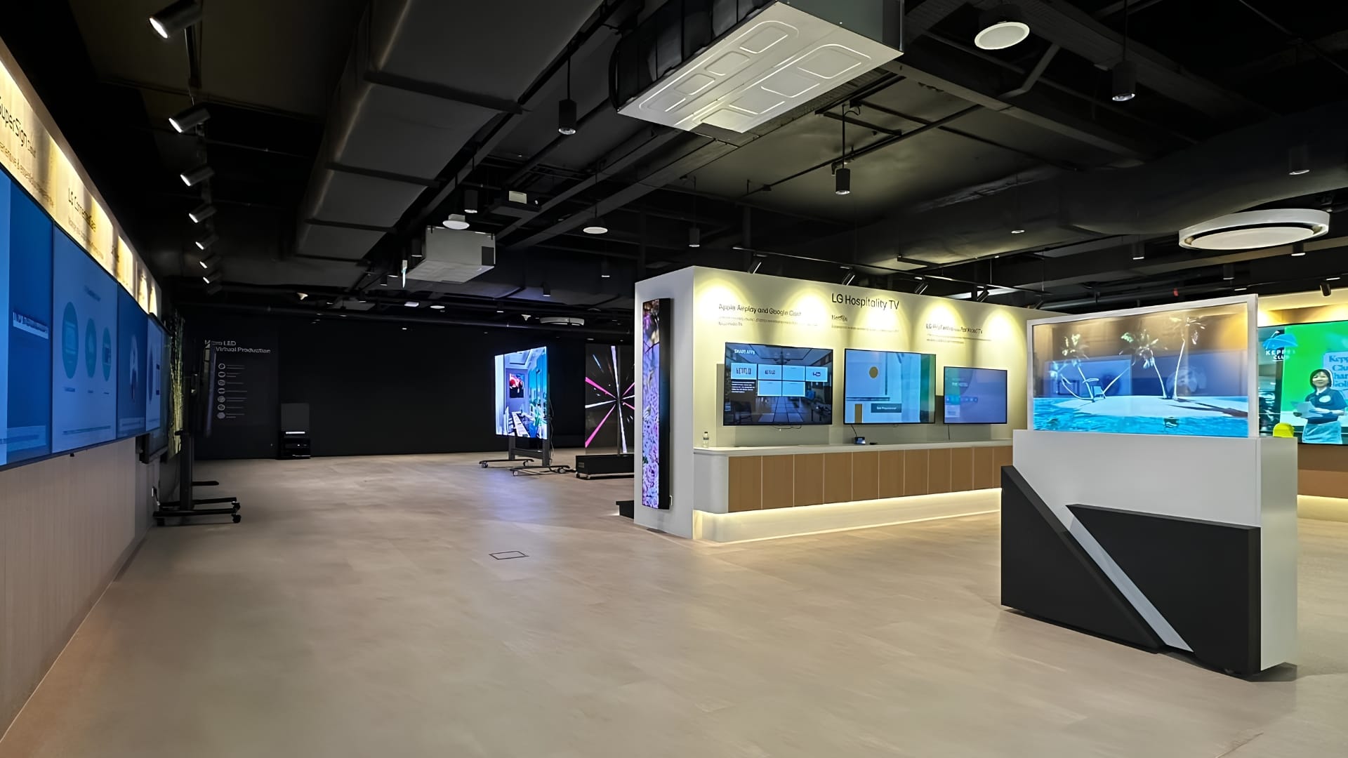 LG upgrades Singapore display centre for testing, training and deployment