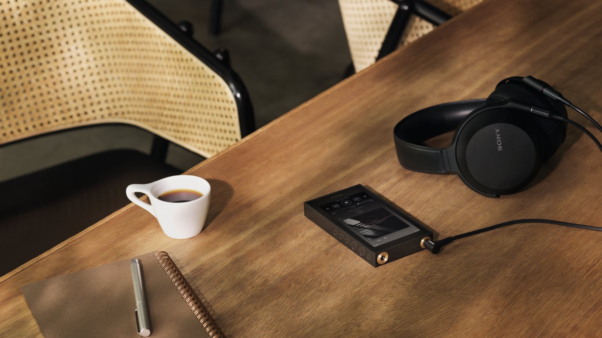 Sony introduces three premium Walkman players with upgraded audio hardware - 1